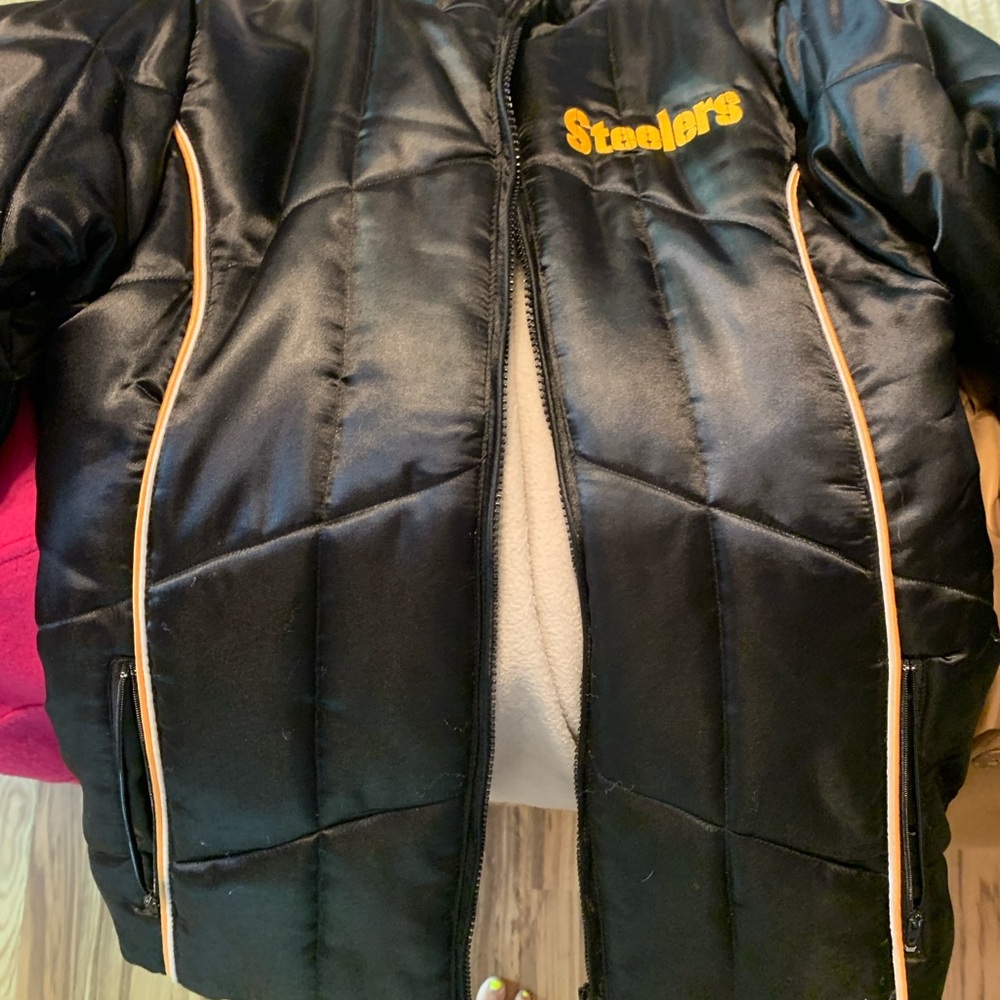 NFL Kids Black and Gold Puffer Jacket